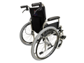 Wózek inwalidzki z hamulcami